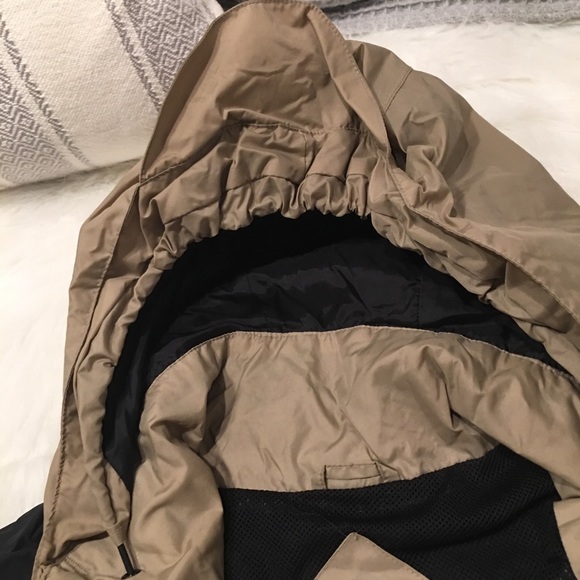 Guide Series Tan Waterproof Lightweight Jacket - Picture 7 of 8